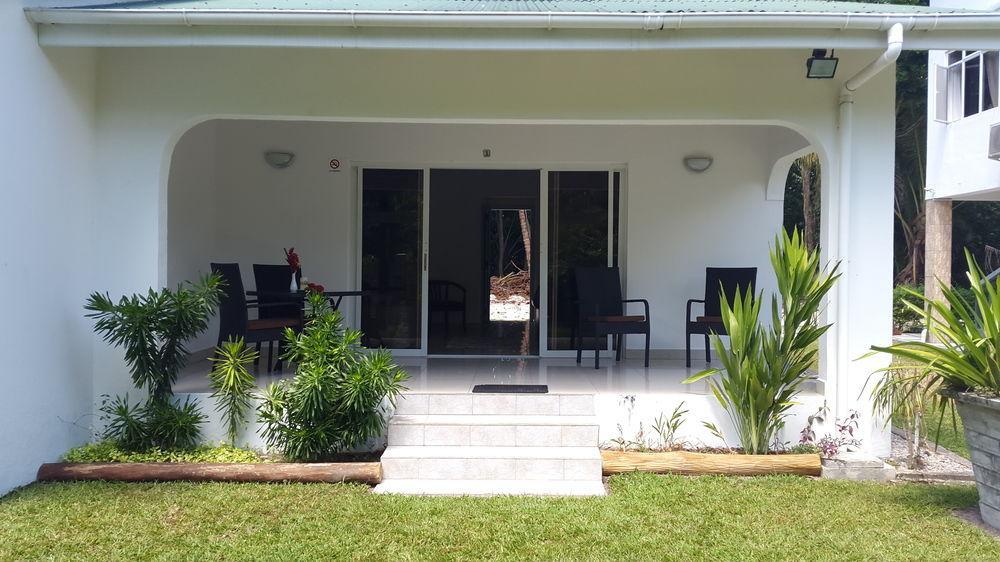 La Modestie Guest House Grand Anse  Bagian luar foto
