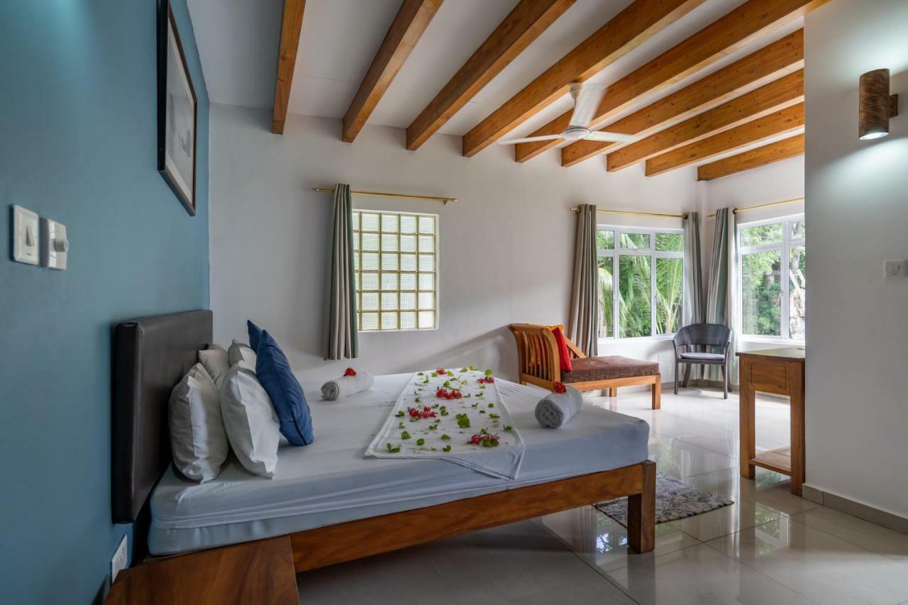 La Modestie Guest House Grand Anse  Bagian luar foto