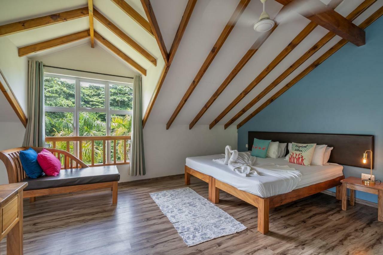 La Modestie Guest House Grand Anse  Bagian luar foto