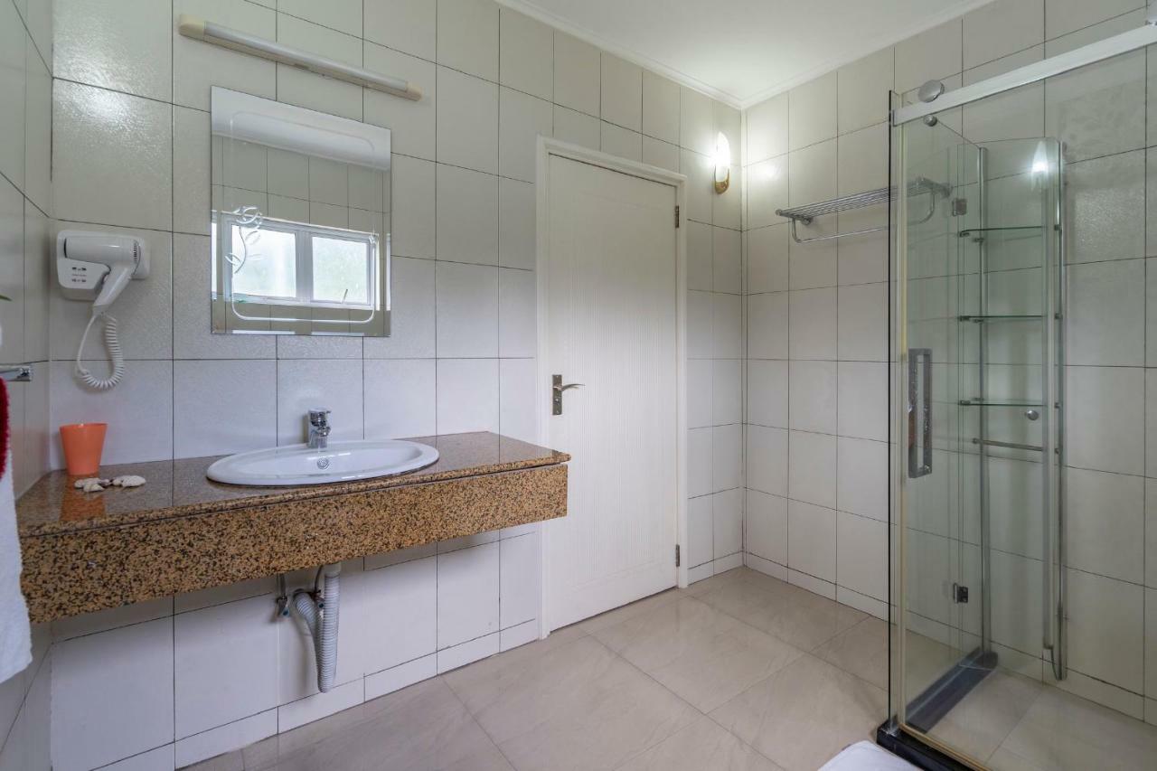 La Modestie Guest House Grand Anse  Bagian luar foto