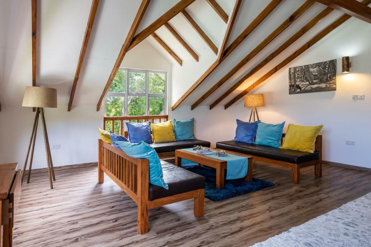 La Modestie Guest House Grand Anse  Bagian luar foto