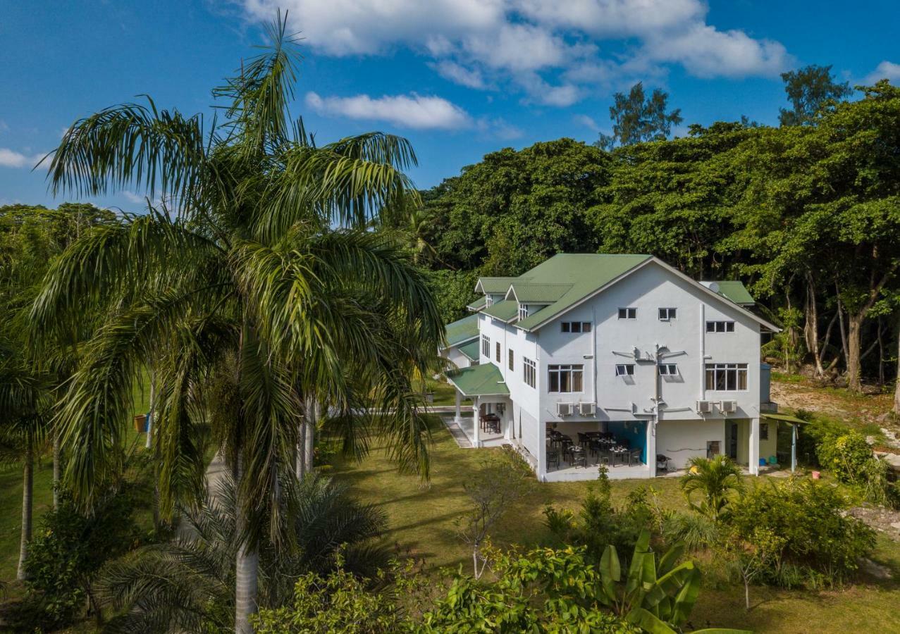La Modestie Guest House Grand Anse  Bagian luar foto